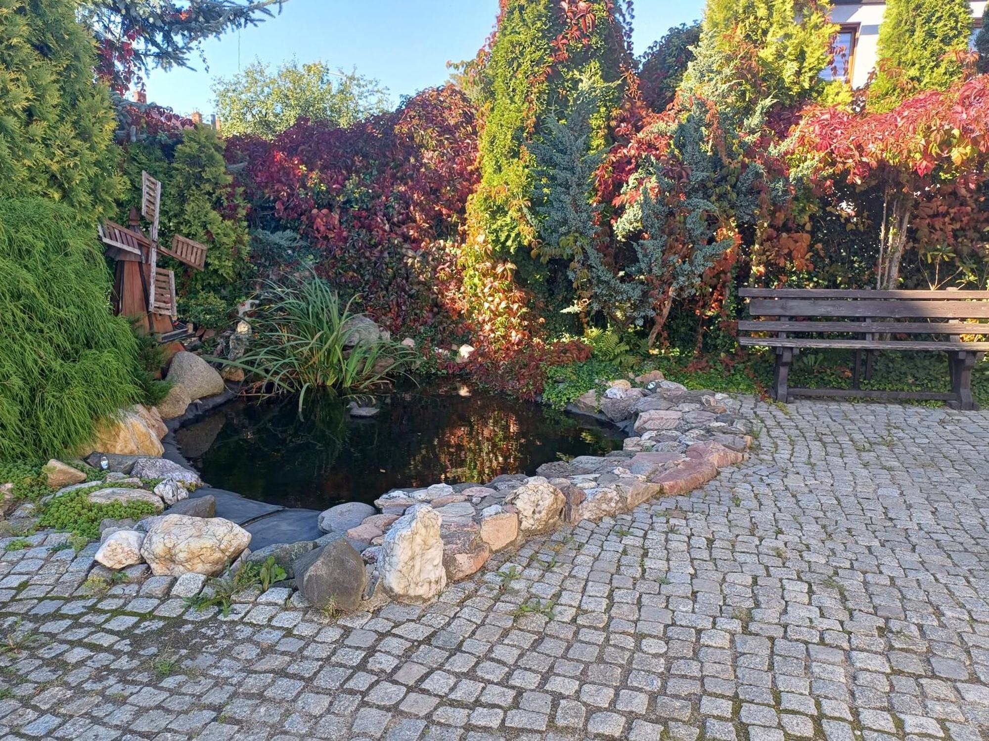 Gosciniec Solan Otel Jeleniow Dış mekan fotoğraf