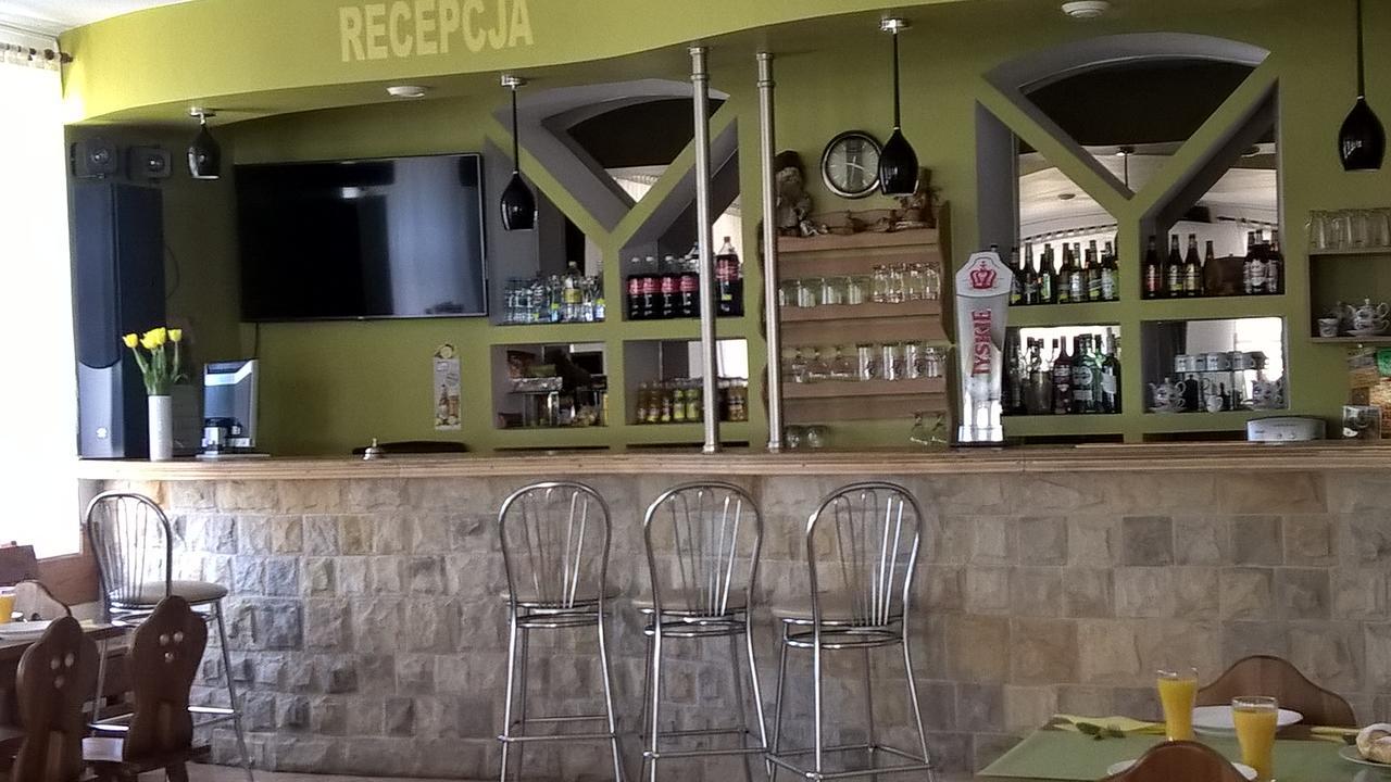 Gosciniec Solan Otel Jeleniow Dış mekan fotoğraf
