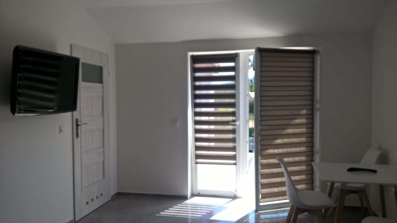 Gosciniec Solan Otel Jeleniow Dış mekan fotoğraf